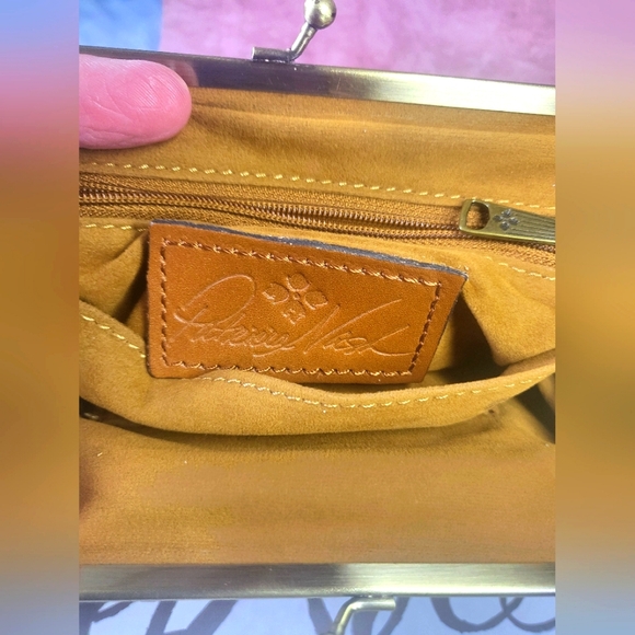 Patricia Nash Summer Roses Kiss Lock Wristlet EUC - Picture 9 of 14